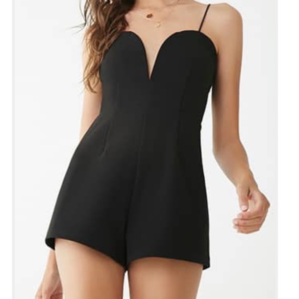 ✠ NWT Forever 21 Bustier Plunge Romper ✠